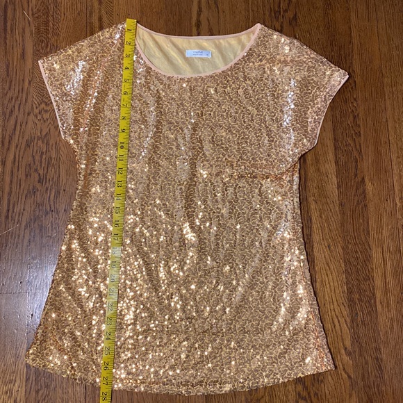 Medium Gold Sequins Relaxes Fit Short Sleeve Shirt - Picture 5 of 7